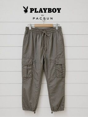 PLAYBOY BY PACSUN – GREY CARGO JOGGER PANTS – MEN’S SIZE S